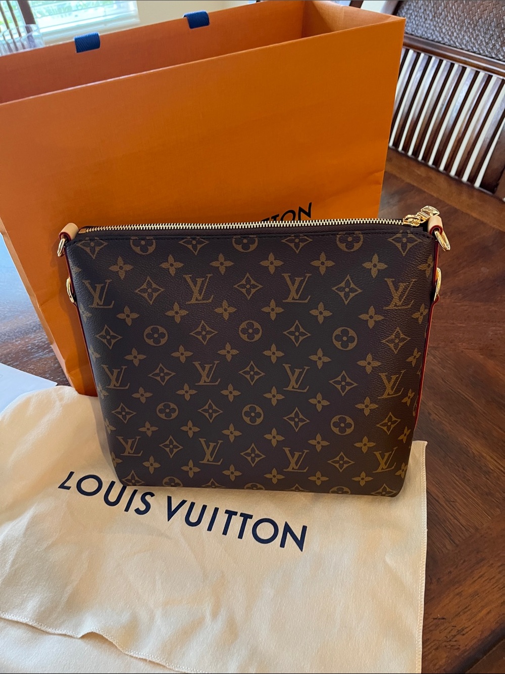 Louis Vuitton Monogram Canvas Multipass with Gold & leather Chain Detail - Picture 14 of 16